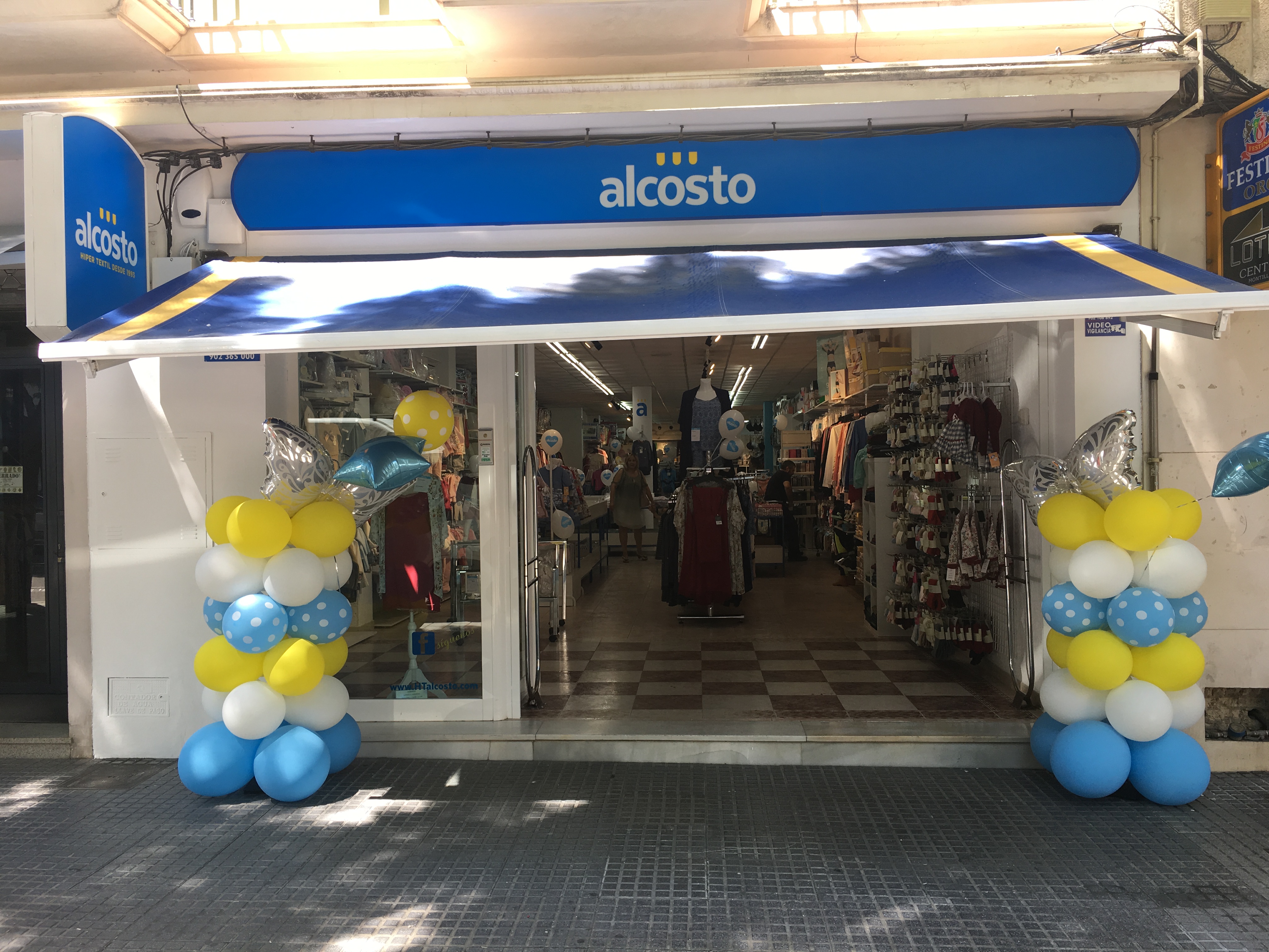 Tienda Alcosto, fotograf&iacute;a de archivo